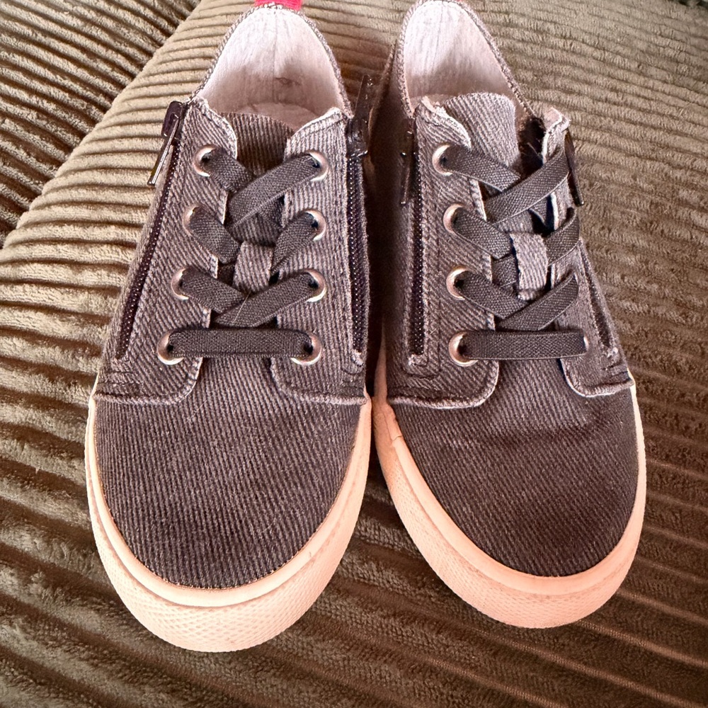 Cat & Jack Stylish Gray Kids Sneakers